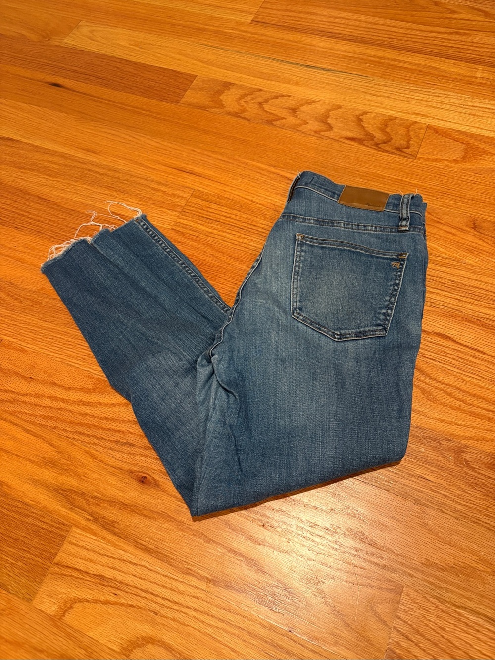 Madewell Women's High-Rise 10” Skinny Crop Jeans - Medium Blue Front Buttons